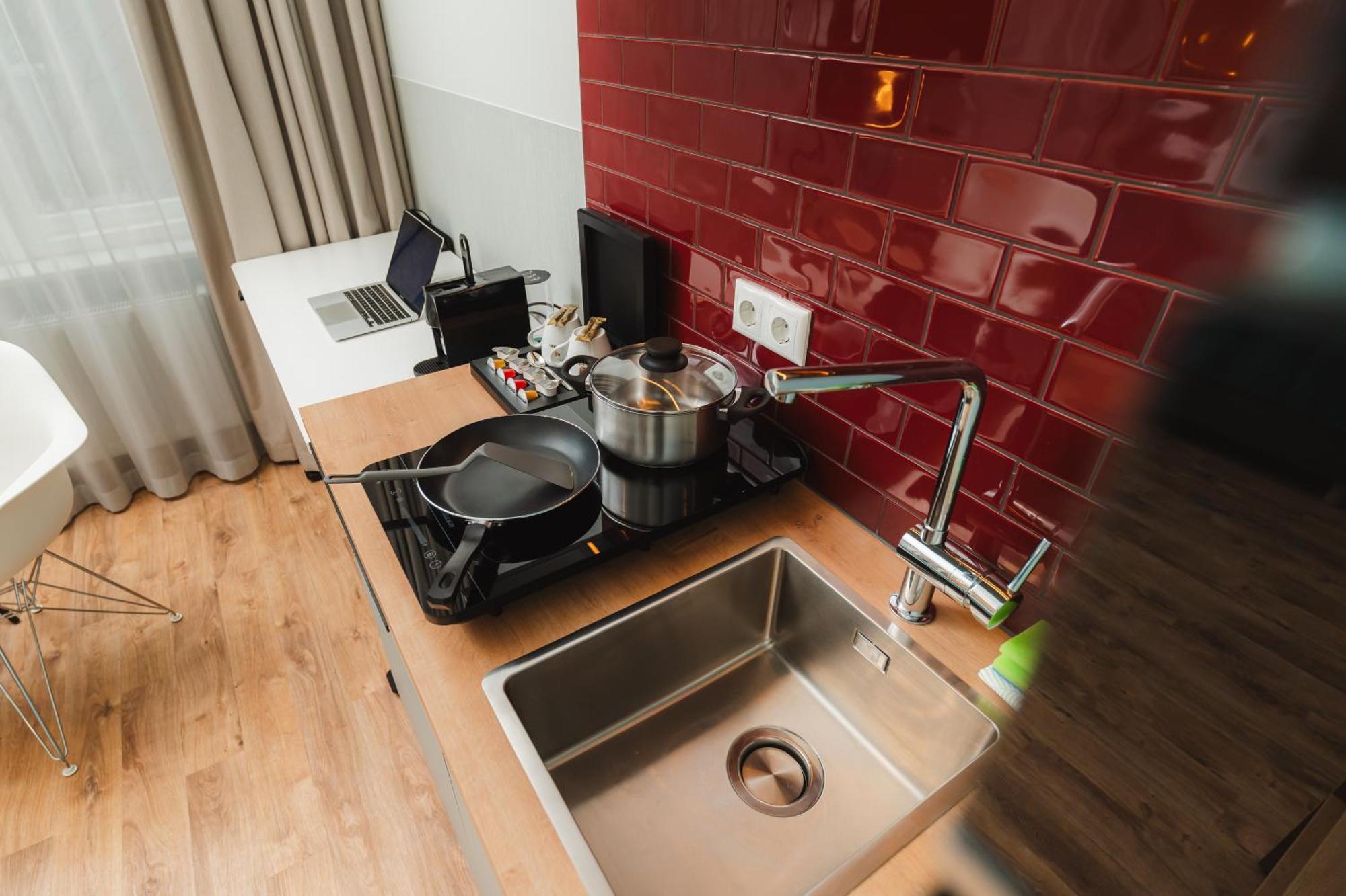 H24 Hotel Apartments Eberswalde Экстерьер фото